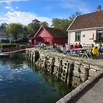 Skjerjehamn *