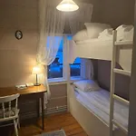 酒店 Skjerjehamn