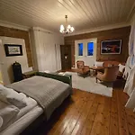 Skjerjehamn Hotel Anneland