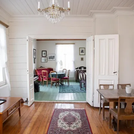 Skjerjehamn Hotell *