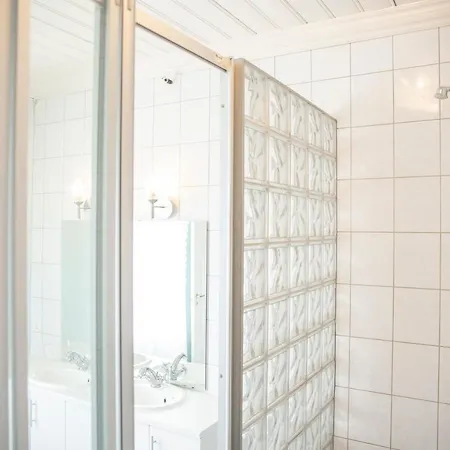 Skjerjehamn Hotell Anneland