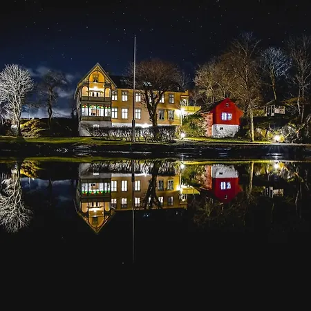 Skjerjehamn Hotell *