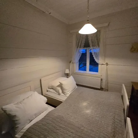 Hotel Skjerjehamn *