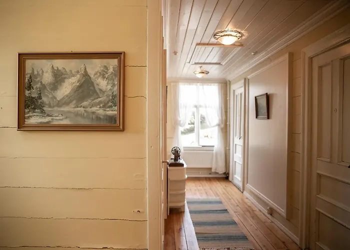 Skjerjehamn Hotel